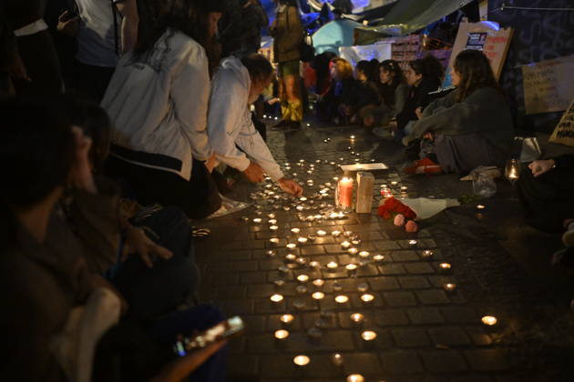 Supporters gather in Madrid for Maricarmen Abascal after her death MADRID, SPAIN - OCTOBER 7: People gather in support of Maricarmen Abascal during a protest at Puerta del Sol in Madrid, Spain on October 7, 2026. The 87-year-old Abascal, who became a symbol of Spain s housing crisis in recent weeks, died in hospital after spending 15 days there following her eviction from her home by police in Madrid on September 23, 2026. Burak Akbulut Anadolu Madrid Spain. Editorial use only. Please get in touch for any other usage.  Copyright: x2026xAnadoluxBurakxAkbulutx
