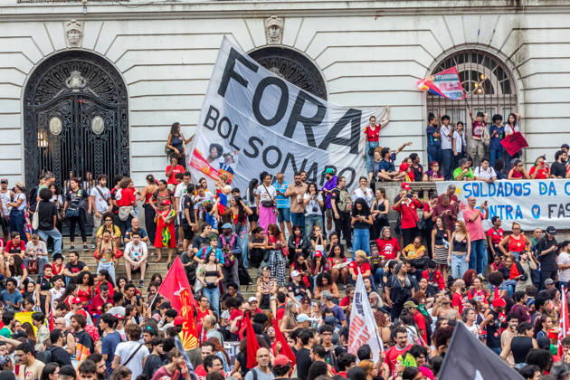 October 7, 2026: Rio de Janeiro, Brazil. October 7, 2026. March for Democracy: Students gather to protest the rise of the far right and march through the city center (Cinelo¢ndia) in support of President Lula s candidacy. Photo: . - ZUMAl255 20261007_zip_l255_004 Copyright: xEllanxLustosax
