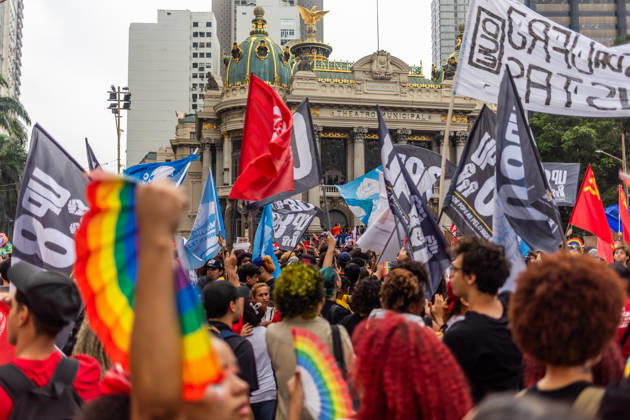 October 7, 2026: Rio de Janeiro, Brazil. October 7, 2026. March for Democracy: Students gather to protest the rise of the far right and march through the city center (Cinelo¢ndia) in support of President Lula s candidacy. Photo: . - ZUMAl255 20261007_zip_l255_018 Copyright: xEllanxLustosax
