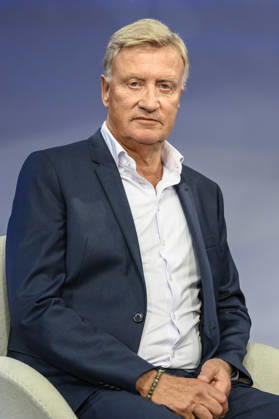 im Bild v.l.: Ole von Beust, CDU (ehem. Erster Bürgermeister Hamburg), GER, Berlin, Studio, zu Gast bei Maischberger, politische Talkshow, TV, Format, mit Moderatorin Sandra Maischberger, Das Erste, aus Adlershof Am Studio 20, 07.10.2026, Copyright: HMBxMedia UwexKoch