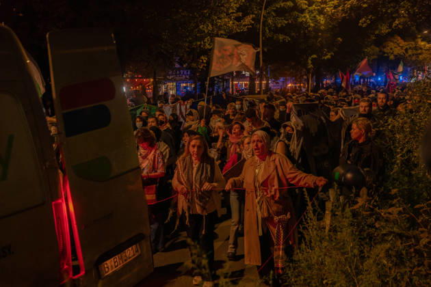October 7, 2026, Berlin, Germany: Hundereds of pro-palestinian protesters gather in Berlin, Germany, on October 7, 2026. This marks the three-year anniversary of the Hamas led border attacks in Southern Israel. Germany  - ZUMAj167 20261007_zip_j167_031 Copyright: xSvetxJacquelinex
