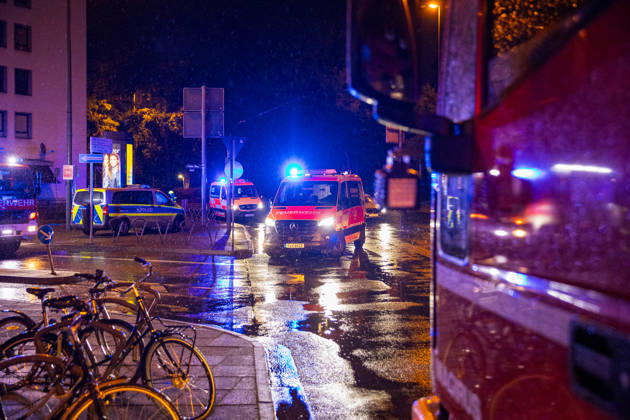 Brand in Kinosaal sorgt für Großaufgebot an Rettungskräften Am 08.10.2026 kam es in einem Kinosaal des Cinestar Metropolis in Frankfurt zu einem Feuer. Die Feuerwehr Frankfurt rückte mit einem Großaufgebot an, Trupps bekämpften den Brand unter Atemschutz. Nach den Löscharbeiten waren ausgiebige Belüftungsmaßnahmen erforderlich. Erste Einsatzkräfte konnten nach rund einer Stunde den Einsatz verlassen. Frankfurt am Main Innenstadt Hessen Deutschland