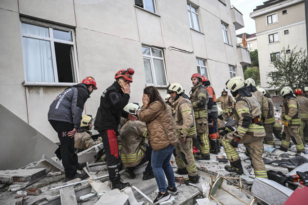 Partial collapse occurs in 7-story building in Istanbul s Maltepe district ISTANBUL, TURKIYE - OCTOBER 8: Search and rescue teams continue efforts to locate and rescue people trapped under the rubble as an injured person is taken to a hospital by ambulance after the lower floors of a seven-story building partially collapse in the Maltepe district of Istanbul, Turkiye, on October 8, 2026. Murat Sengul Anadolu Istanbul Turkey. Editorial use only. Please get in touch for any other usage.  Copyright: x2026xAnadoluxMuratxSengulx
