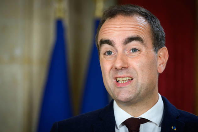 Prime Minister Sébastien Lecornu made, from Matignon, a statement regarding the high school students’ protests on October 7, 2026 Eric Tschaen Pool Bestimage Prime Minister Sébastien Lecornu made a statement from Matignon about the high school students’ protests on October 7, 2026 Paris, France  Copyright: xEricxTschaenx xPoolx xBestimagexEricxTschaenx xPoolx xBestimagex