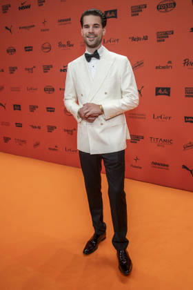 ABB ABOUTYOU- Paul Bunne zu Gast auf dem Orangenen Teppich bei der ABOUT YOU Opera Fashion Show im Admiralspalast am 07.10.2026 in Berlin Berlin Deutschland