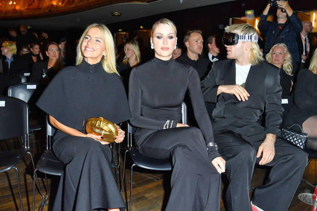 Caro Daur, Lena Gercke und Ski Aggu (bürgerlichem Namen August Jean Diederich) bei der ABOUT YOU Opera Modenschau in Berlin am 07.10.2026