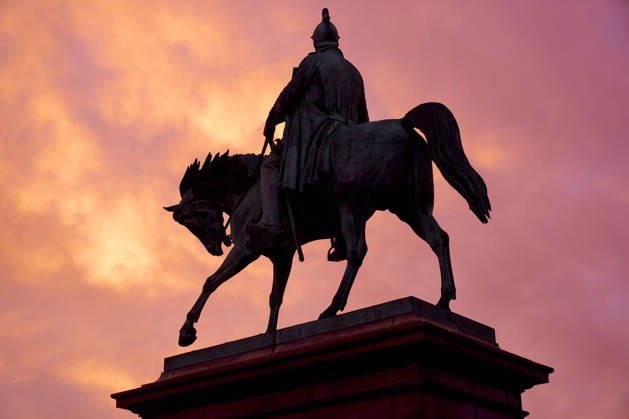 Opening debate in the Danish Parliament The equestrian statue of Frederik VII before the opening debate in the Parliament Hall at Christiansborg on Thursday, October 8, 2026. (Photo: Thomas Traasdahl Ritzau Scanpix) , Copenhagen Denmark Copyright: RitzauxScanpix ThomasxTraasdahlx spdk20261008-084501-L