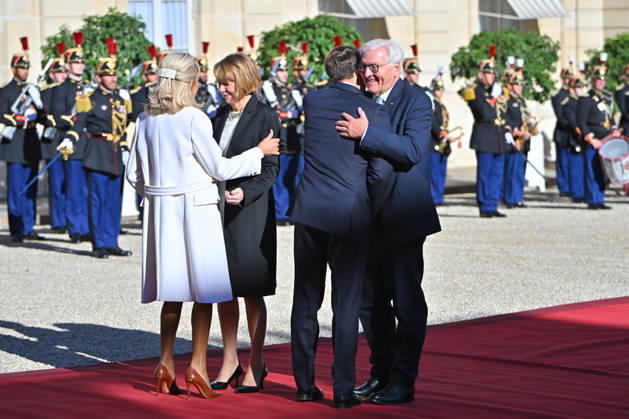 French president hosts German president, Elysee Palace, Paris, France French president Emmanuel Macron and his wife Mme Brigitte Macron host German President Mr Frank Walter Steinmeier and wife Mme Elke Budenbender at the Elysee Palace on October 08, 2026. Paris Elysee Palace Ile de France France