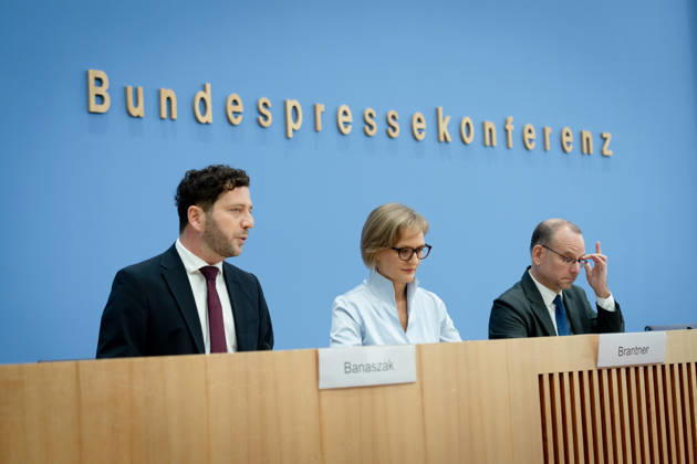 BPK, Bündnis90 Die Grünen, Franziska Brantner, Felix Banaszak Berlin, BPK, Vorstellung des Leitantrages Unser Plan für Deutschland , Franziska Brantner, Bundesvorsitzende, Felix Banaszak, Bundesvorsitzender, Bündnis90 Die Grünen Berlin Berlin GER