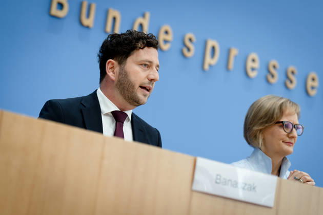 BPK, Bündnis90 Die Grünen, Franziska Brantner, Felix Banaszak Berlin, BPK, Vorstellung des Leitantrages Unser Plan für Deutschland , Franziska Brantner, Bundesvorsitzende, Felix Banaszak, Bundesvorsitzender, Bündnis90 Die Grünen Berlin Berlin GER