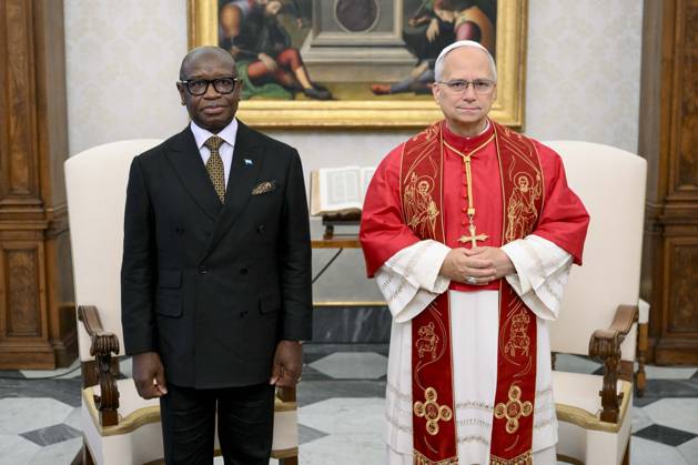 ITALY - POPE - VATICAN-2026 10 8 Italy, Rome, Vatican, 2026 10 8 Pope Leo XIV receives Mr. Julius Maada Bio, President of the Republic of Sierra Leone, in a private audience in Vatican . EDITORIAL USE ONLY - NO BOOKS Copyright: xVATICANxMEDIA xCatholicxPressxPhotox