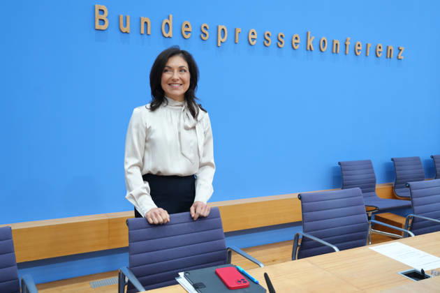 Bundespressekonferenz, Vorstellung der Herbstprojektion 2026 durch Wirtschaftsministerin Reiche Wirtschaftsministerin Katherina Reiche im Saal der Bundespressekonferenz bei der Vorstellung der Herbstprojektion 2026 der Bundesregierung, Berlin, 08.10.2026 Berlin Berlin Deutschland