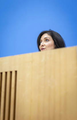 Katherina Reiche, Bundesministerin fuer Wirtschaft und Energie, stellt die Herbstprojektion 2026 der Bundesregierung im Rahmen einer Bundespressekonferenz vor, in Berlin, 08.10.2026. Berlin Deutschland Copyright: xYonaxElsnerx
