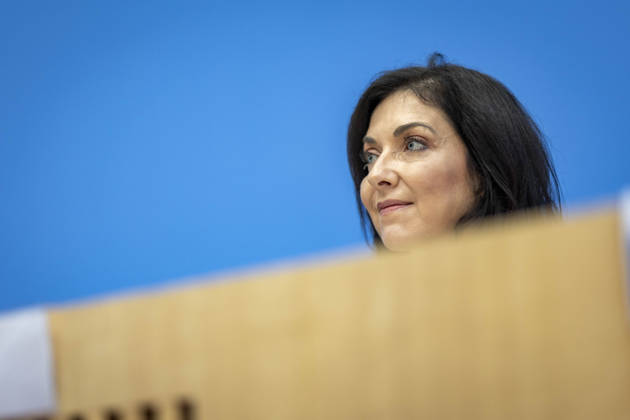 Katherina Reiche, Bundesministerin fuer Wirtschaft und Energie, stellt die Herbstprojektion 2026 der Bundesregierung im Rahmen einer Bundespressekonferenz vor, in Berlin, 08.10.2026. Berlin Deutschland Copyright: xYonaxElsnerx