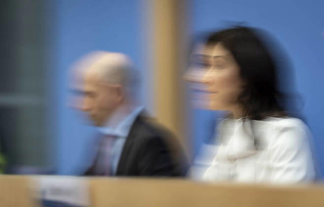 Katherina Reiche, Bundesministerin fuer Wirtschaft und Energie, stellt die Herbstprojektion 2026 der Bundesregierung im Rahmen einer Bundespressekonferenz vor, in Berlin, 08.10.2026. Berlin Deutschland Copyright: xYonaxElsnerx