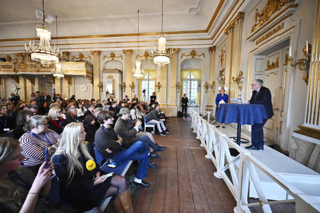 Ingrid Carlberg, Permanent Secretary of the Swedish Academy, announces that Canadian author Anne Carson has been awarded the 2026 Nobel Prize in Literature at Börshuset in Stockholm, Sweden, on October 8, 2026. STOCKHOLM, SWEDEN x10430x  Copyright: xChristinexOlsson TTx NOBEL PRIZE IN LITERATURE 2026 5OYjB_w8leE