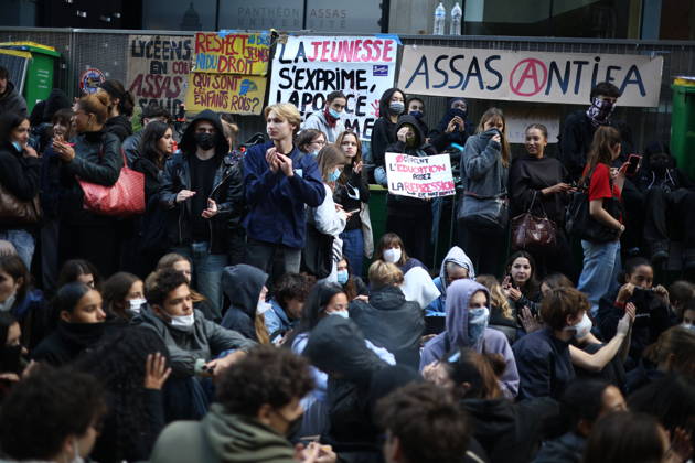Catholic Institute of Paris and Paris-Panthéon-Assas Students Protest - Paris Blockade action near a building of the Pantheon Assas University during a student demonstration in Paris, on October 8, 2026, as part of a nationwide protest movement over learning conditions. Photo by Raphael Lafargue ABACAPRESS.COM Paris France Copyright: xLafarguexRaphael ABACAx