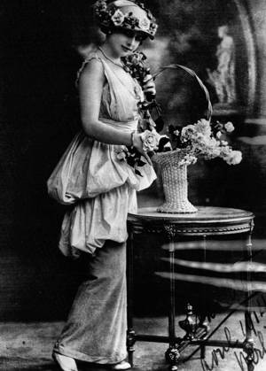 Mata Hari, Spy. In April 1914 she was dancing in Berlin. By now she had become a German secret agent. September 21, 1955.  Copyright: xCopyrightxUnknownx 5513-81309019