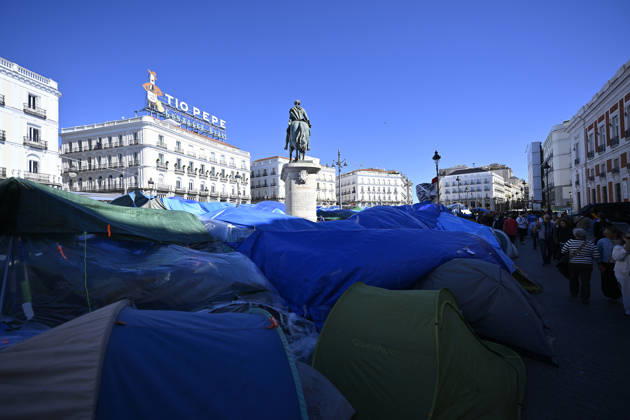 87-year-old symbol of Spain’s housing crisis dies 2 weeks after eviction MADRID, SPAIN - OCTOBER 8: A tent protest set up by Spaniards at Puerta del Sol on September 26, calling on the central and regional governments to take action over the housing crisis, continues in Madrid, Spain, on October 8, 2026. Maricarmen Abascal, known publicly as Maricarmen, the 87-year-old woman whose eviction from her longtime Madrid home sparked housing protests across Spain, died on Wednesday. Burak Akbulut Anadolu Madrid Spain. Editorial use only. Please get in touch for any other usage.  Copyright: x2026xAnadoluxBurakxAkbulutx