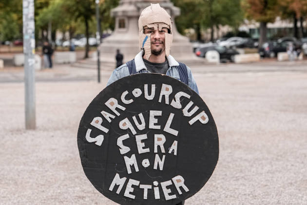 Protest against eduction conditions continues in Nancy NANCY, FRANCE - OCTOBER 8: Students holding placards take to the streets to protest education conditions in Nancy, France, on October 8, 2026. Students are taking part in a nationwide high-school mobilization over school conditions and demands for greater education resources, while security units remain deployed around several locations in the city. Muhammed Said Tako Anadolu Nancy France. Editorial use only. Please get in touch for any other usage.  Copyright: x2026xAnadoluxMuhammedxSaidxTakox