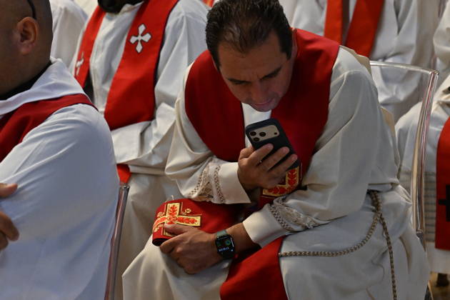 RECORD DATE NOT STATED MESSA_PAPA_2026 Italy, Rome, Vatican, 2026 10 8 Pope Leo XIV celebrates Holy Mass for the academic year at the Pontifical Universities in St Peter s Basilica in the Vatican . EDITORIAL USE ONLY - NO BOOKS Copyright: xAlessiaxGiuliani Catholicpressphotox