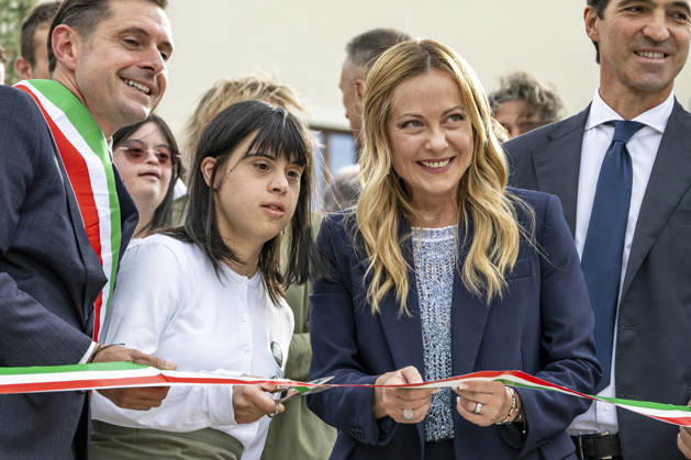 IPA89434806 - ASCOLI PICENO, ITALY OCTOBER 8, 2026: Prime Minister Giorgia Meloni attends the presentation and inauguration ceremony for the Palazzo Saladini Pilastri complex and its monumental park in Ascoli Piceno. The restoration project is part of the PINQuA program for urban regeneration and the enhancement of the city™s historical heritage. (Photo: Andrea Vagnoni IPA Agency)  Copyright: xAndreaxVagnonix xx IPA89434806