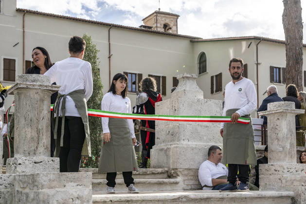 IPA89434782 - ASCOLI PICENO, ITALY OCTOBER 8, 2026: Prime Minister Giorgia Meloni attends the presentation and inauguration ceremony for the Palazzo Saladini Pilastri complex and its monumental park in Ascoli Piceno. The restoration project is part of the PINQuA program for urban regeneration and the enhancement of the city™s historical heritage. (Photo: Andrea Vagnoni IPA Agency)  Copyright: xAndreaxVagnonix xx IPA89434782
