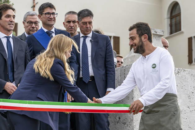 IPA89434788 - ASCOLI PICENO, ITALY OCTOBER 8, 2026: Prime Minister Giorgia Meloni attends the presentation and inauguration ceremony for the Palazzo Saladini Pilastri complex and its monumental park in Ascoli Piceno. The restoration project is part of the PINQuA program for urban regeneration and the enhancement of the city™s historical heritage. (Photo: Andrea Vagnoni IPA Agency)  Copyright: xAndreaxVagnonix xx IPA89434788
