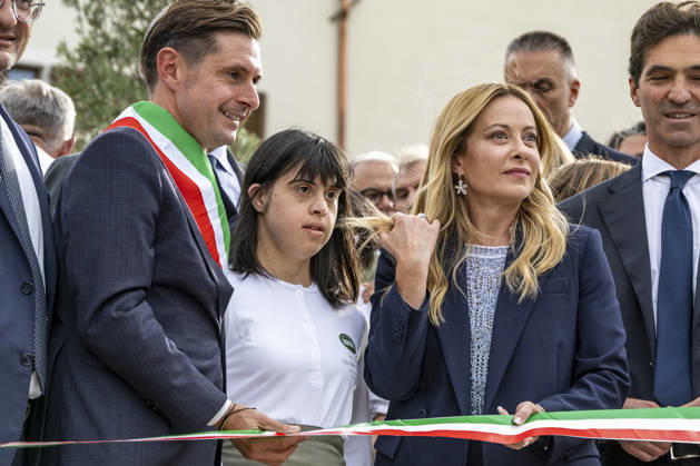 IPA89434796 - ASCOLI PICENO, ITALY OCTOBER 8, 2026: Prime Minister Giorgia Meloni attends the presentation and inauguration ceremony for the Palazzo Saladini Pilastri complex and its monumental park in Ascoli Piceno. The restoration project is part of the PINQuA program for urban regeneration and the enhancement of the city™s historical heritage. (Photo: Andrea Vagnoni IPA Agency)  Copyright: xAndreaxVagnonix xx IPA89434796