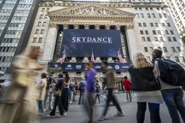 Skydance at the NYSE The New York Stock Exchange is decorated with a banner for Skydance on Thursday, October 8, 2026 celebrating it listing from NASDAQ to the NYSE following its acquisition of Warner Bros. Discovery.. (  RichardxB.xLevine