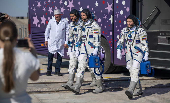 October 8, 2026, Baikonur, Kazakhstan: Baikonur, Kazakhstan. 14 July, 2026. NASA astronaut Anil Menon, left, and Roscosmos cosmonauts Pyotr Dubrov and Anna Kikina arrive at the launch pad to board the Soyuz MS-29 spacecraft at the Baikonur Cosmodrome, July 14, 2026 in Baikonur, Kazakhstan. The trio launched to the International Space Station. Baikonur Kazakhstan - ZUMAp138 20261008_zaa_p138_042 Copyright: xBillxIngalls Nasax