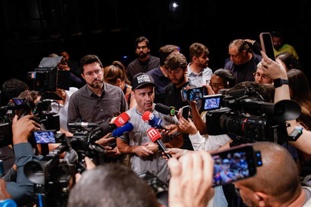 BRASiLIA, DF - 08.10.2026: FLaVIO MEETS WITH POLITICIANS FROM THE PL - Governor Cleitinho at a meeting between Flavio Bolsonaro and PL deputies and governors elected this Thursday (October 8th) at the Brasil 21 building. x3026731x  JoaoxPedroxCarvalho