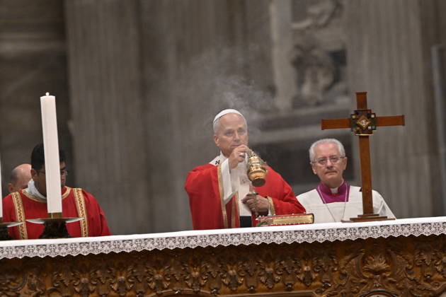 RECORD DATE NOT STATED MESSA_PAPA_2026 Italy, Rome, Vatican, 2026 10 8 Pope Leo XIV celebrates Holy Mass for the academic year at the Pontifical Universities in St Peter s Basilica in the Vatican . EDITORIAL USE ONLY - NO BOOKS Copyright: xAlessiaxGiuliani Catholicpressphotox