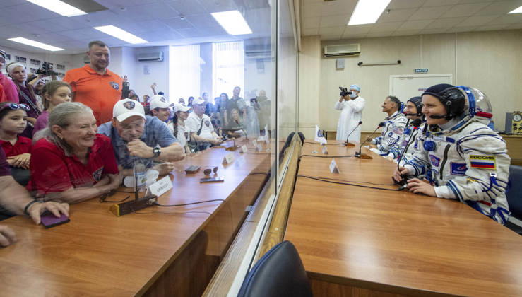 October 8, 2026, Baikonur, Kazakhstan: Expedition 75 Roscosmos cosmonaut Anna Kikina, right, Roscosmos cosmonaut Pyotr Dubrov, and NASA astronaut Anil Menon, left, talk with friends and family after having their Russian Sokol suits pressure checked as they prepare for their Soyuz launch to the International Space Station Tuesday, July 14, 2026 in Baikonur, Kazakhstan. Baikonur Kazakhstan - ZUMAp138 20261008_zaa_p138_069 Copyright: xPavelxShvets Nasax