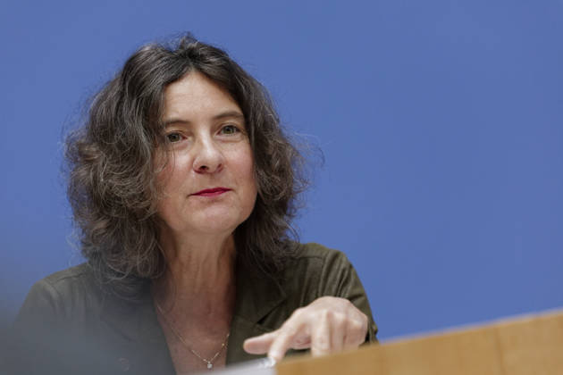 Normenkontrollrat zum Bürokratieabbau 2026-10-08 Deutschland, Berlin Bundespressekonferenz: Jahresbericht des Nationalen Normenkontrollrats (NKR) zum Bürokratieabbau. Im Bild Prof. Dr. Sabine Kuhlmann, Stellv. Vorsitzende des Nationlen Normenkontrollrats.