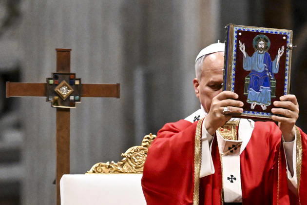October 8, 2026, Vatican City, Vatican City: Pope Leo leads a mass for the inauguration of the academic year at the Pontificial University in Saint Peter s Square, Vatican City, 8 October 2026. ANSA RICCARDO ANTIMIANI. Vatican City Vatican City  - ZUMAa110 20261008_zaf_a110_012 Copyright: xRiccardoxAntimianix