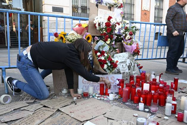 October 8, 2026, Madrid, Spain: MADRID, SPAIN Ã¢â‚¬ OCTOBER 8, 2026: A shrine is displayed at Puerta del Sol in Madrid dedicated to Maricarmen Abascal, who died in hospital on October 7, 2026, two weeks after being evicted from her home. The shrine was placed at the central Madrid square following her death. AbascalÃ¢â‚¬â ¢s death has drawn attention to her housing situation and the circumstances surrounding her eviction. Puerta del Sol is one of MadridÃ¢â‚¬â ¢s main public squares and a prominent location for public gatherings and memorials. Madrid Spain  - ZUMAq101 20261008_zna_q101_067 Copyright: xTomasxCallex