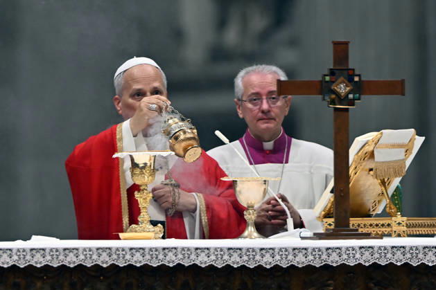 ROME - VATICAN - POPE - 2026 10 8 Italy, Rome, Vatican, 2026 10 8 Pope Leo XIV celebrates Holy Mass for the academic year at the Pontifical Universities in St Peter s Basilica in the Vatican . EDITORIAL USE ONLY - NO BOOKS Copyright: xx