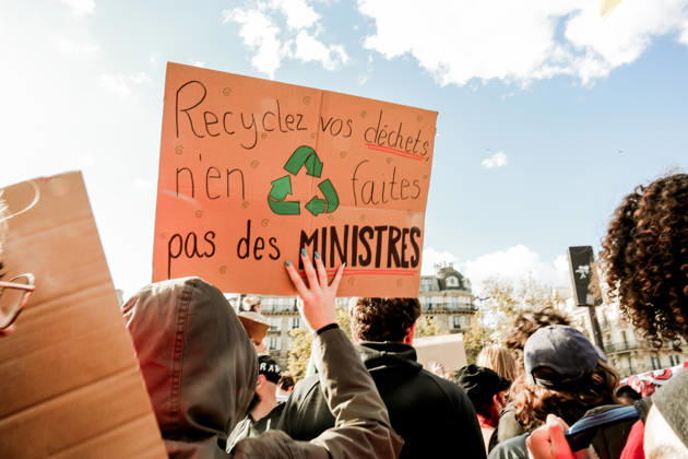 On Thursday, October 8, 2026, the Place de la Bastille in Paris was the focal point of a major high school student demonstration, part of a nationwide movement of anger affecting many schools. This Thursday, October 8, 2026, the Place de la Bastille in Paris was the focal point of a major high school student demonstration, part of a national movement of anger affecting many educational institutions 460318 2026 10 08 Paris France  Copyright: xLenain-VieiraxElisax xSTARFACEx STAR_460318_083