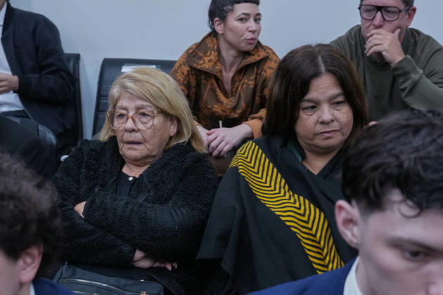 Closing arguments begin in the Maradona s death in Argentina SAN ISIDRO, ARGENTINA - OCTOBER 8: Diego Maradona s sisters, Rita and Claudia Maradona are seen at the courthouse as prosecutors and plaintiff attorneys present their closing arguments before Oral Criminal Court No. 7 in San Isidro, Argentina on October 8, 2026. The trial has entered its final stage, with the accusing parties seeking severe penalties against seven medical professionals charged with homicide with eventual intent over allegations of negligent and indifferent medical care that contributed to Maradona’s death. Luciano Gonzalez Anadolu San Isidro Argentina. Editorial use only. Please get in touch for any other usage. Copyright: x2026xAnadoluxLucianoxGonzalezx