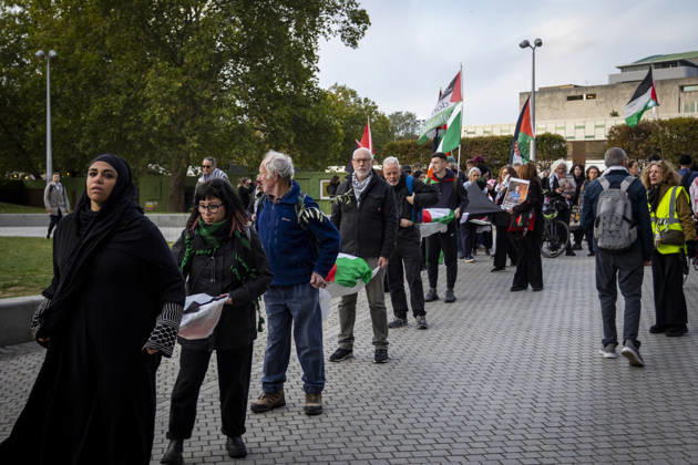 Pro-Palestine Silent Funeral Procession Central London, October 8, 2026 A pro-Palestine silent funeral procession took place in Central London, with demonstrators walking in silence to remember Palestinians killed in the conflict in Gaza. Participants carried Palestinian flags and placards, while some held a coffin and others carried effigies wrapped in burial shrouds, symbolising those killed in the conflict., Credit:Zak Irfan Avalon Copyright: xZakxIrfanx xAvalonx 1141550680