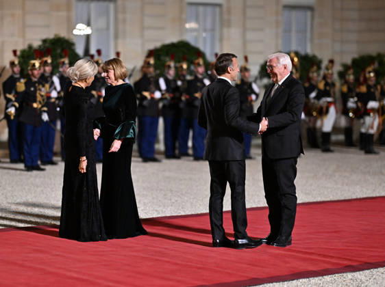 Emmanuel Macron - Frank-Walter Steinmeier meeting in Paris PARIS, FRANCE - OCTOBER 8: French President Emmanuel Macron (2nd R) and French First Lady Brigitte Macron (L) welcome German President Frank-Walter Steinmeier (R) and German First Lady Elke Budenbender (2nd L) for a state dinner at the Elysee Palace in Paris, France on October 8, 2026. Mustafa Yalcin Anadolu Paris France. Editorial use only. Please get in touch for any other usage.  Copyright: x2026xAnadoluxMustafaxYalcinx