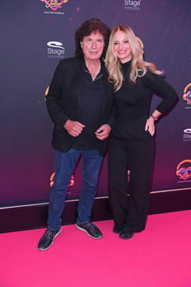 Olaf der Flipper (Olaf Malolepski) mit Tochter Pia Malo bei der & JULIA MUSICALPREMIERE im Stage Palladium Theater in Stuttgart am 08.10.2026