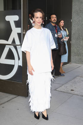 October 8, 2026, New York, New York, USA: SARAH PAULSON arrives at ABC Studios New York USA  - ZUMAh16_ 20261008_zaf_h16_058 Copyright: xDanxHerrickx