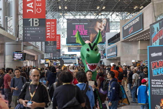 New York Comic Con 2026, People in costumes and makeup pose during New York Comic Con 2026 at the Javits Center in New York City, United States, on Thursday, October 8, 2026. NEW YORK NEW YORK UNITED OF AMERICA Copyright: xVANESSAxCARVALHOx