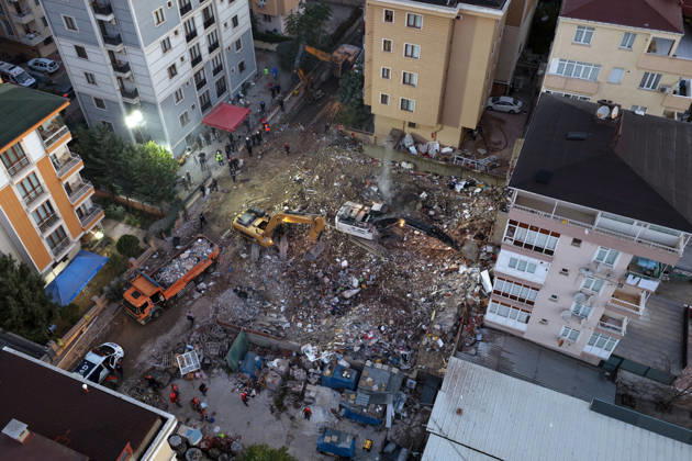Search and rescue efforts completed in partially collapsed building in Istanbul ISTANBUL, TURKIYE - OCTOBER 9: An aerial view of the area as search and rescue efforts are completed at the site of a seven-story building that partially collapsed in the Maltepe district of Istanbul, Turkiye, on October 09, 2026. Murat Sengul Anadolu Istanbul Turkey. Editorial use only. Please get in touch for any other usage.  Copyright: x2026xAnadoluxMuratxSengulx