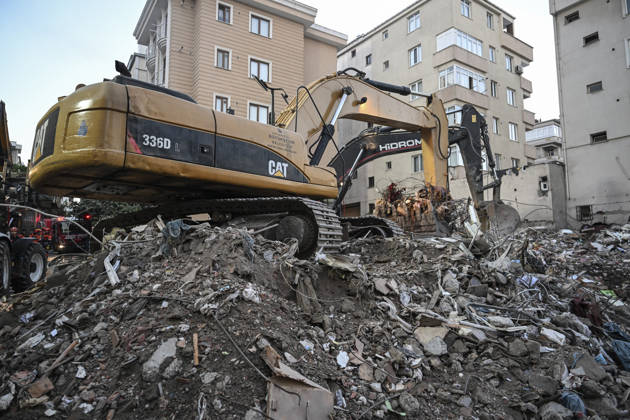 Search and rescue efforts completed in partially collapsed building in Istanbul ISTANBUL, TURKIYE - OCTOBER 9: Search and rescue efforts are completed at the site of a seven-story building that partially collapsed in the Maltepe district of Istanbul, Turkiye, on October 09, 2026. Murat Sengul Anadolu Istanbul Turkey. Editorial use only. Please get in touch for any other usage.  Copyright: x2026xAnadoluxMuratxSengulx