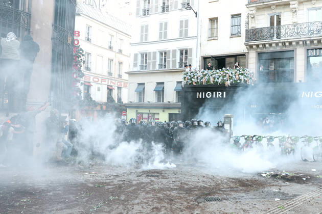High School And University Student Protest - Paris Riot police in tear gas, during a nationwide youth demonstration. Nationwide mobilization by high school and university students calling for better teaching and study conditions, increased funding and staffing, an end to overcrowded classrooms and deteriorating infrastructure, and improved access to education, amidst concerns over social inequalities and student financial insecurity in Paris, France, October 8, 2026. Photo by Christophe Michel ABACAPRESS.COM Paris ILE DE FRANCE France  Copyright: xMichelxChristophe ABACAx