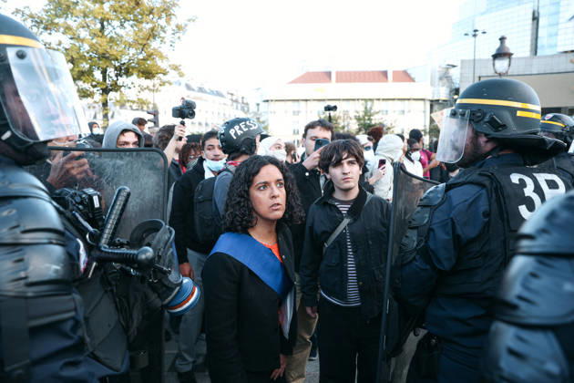 High School And University Student Protest - Paris Manon Aubry, Member of the European Parliament for La France Insoumise, during a nationwide youth demonstration. Nationwide mobilization by high school and university students calling for better teaching and study conditions, increased funding and staffing, an end to overcrowded classrooms and deteriorating infrastructure, and improved access to education, amidst concerns over social inequalities and student financial insecurity in Paris, France, October 8, 2026. Photo by Christophe Michel ABACAPRESS.COM Paris ILE DE FRANCE France  Copyright: xMichelxChristophe ABACAx