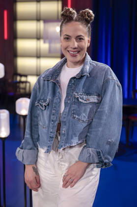 LaFee bei der Aufzeichnung der WDR-Talkshow Kölner Treff im WDR Studio BS 3. Köln, 08.10.2026